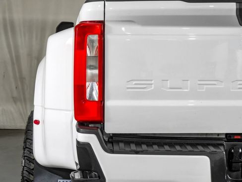 Used 2025 Ford F350 XLT AWD/4WD image 41