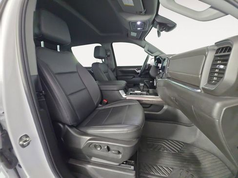 Certified 2024 Chevrolet Silverado 1500 LTZ AWD/4WD image 15