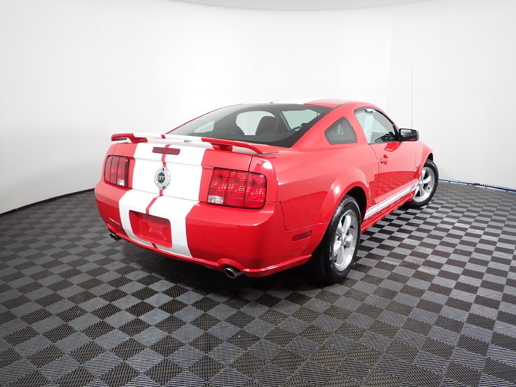 Used 2008 Ford Mustang GT RWD image 13