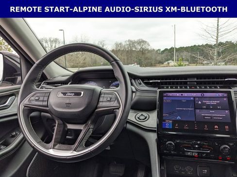 Used 2022 Jeep Grand Cherokee Limited image 14