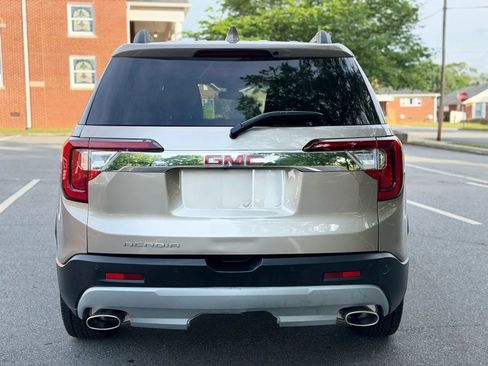 Used 2022 GMC Acadia SLT w/ Technology Package AWD/4WD image 5