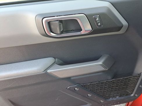 Used 2023 Ford Bronco Black Diamond image 36