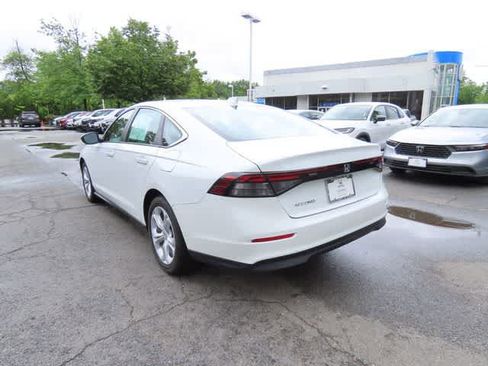 Used 2023 Honda Accord LX image 4