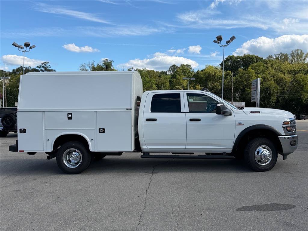 New 2026 RAM 3500 Tradesman AWD/4WD image 3