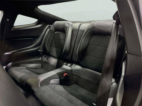 Used 2022 Ford Mustang Shelby GT500 w/ Technology Package RWD image 29