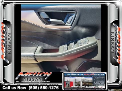 Used 2022 Ford Escape SE w/ SE Sport Appearance Package AWD/4WD image 17