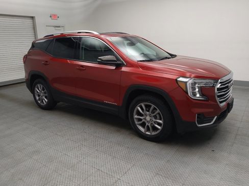 Used 2022 GMC Terrain SLT w/ LPO, Floor Liner Package AWD/4WD image 11
