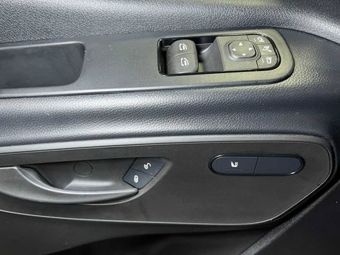 Used 2025 Mercedes-Benz Sprinter 2500 image 17