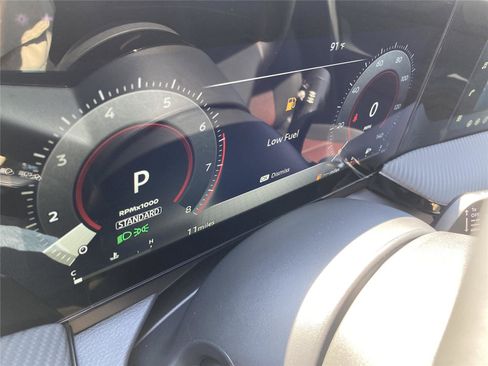 New 2026 Nissan Kicks SR image 11