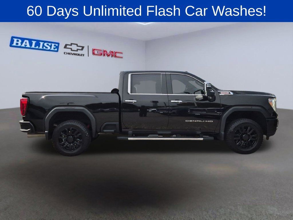 Used 2022 GMC Sierra 2500 Denali w/ Denali Ultimate Package AWD/4WD image 2