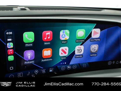 Used 2025 Cadillac Lyriq Luxury AWD/4WD image 15