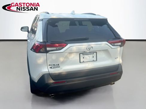 Used 2024 Toyota RAV4 XLE Premium FWD image 7