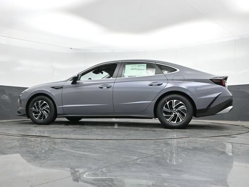 New 2026 Hyundai Sonata Blue FWD image 28