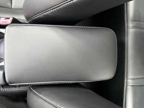 Used 2014 Lexus CT 200h image 21