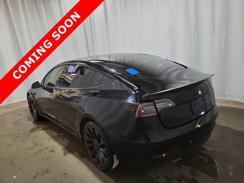 Used 2021 Tesla Model 3 Performance image 3