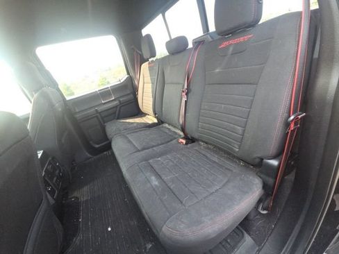 Used 2018 Ford F150 XLT w/ Equipment Group 302A Luxury AWD/4WD image 15