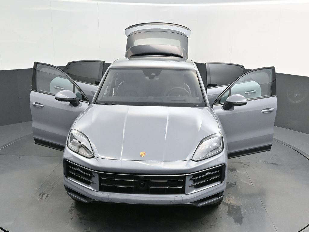 Certified 2026 Porsche Cayenne Coupe AWD/4WD image 42