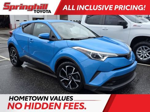 Used 2019 Toyota C-HR XLE FWD image 1