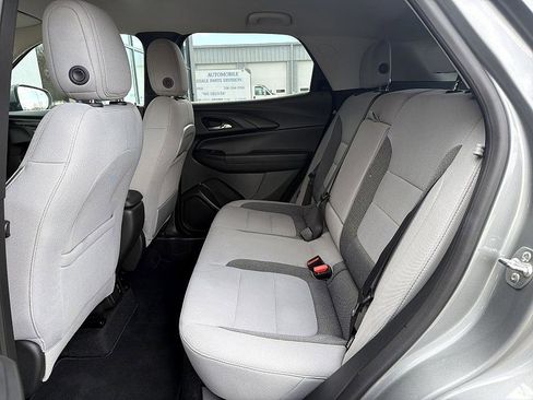 Used 2024 Chevrolet TrailBlazer LT w/ Convenience Package image 12