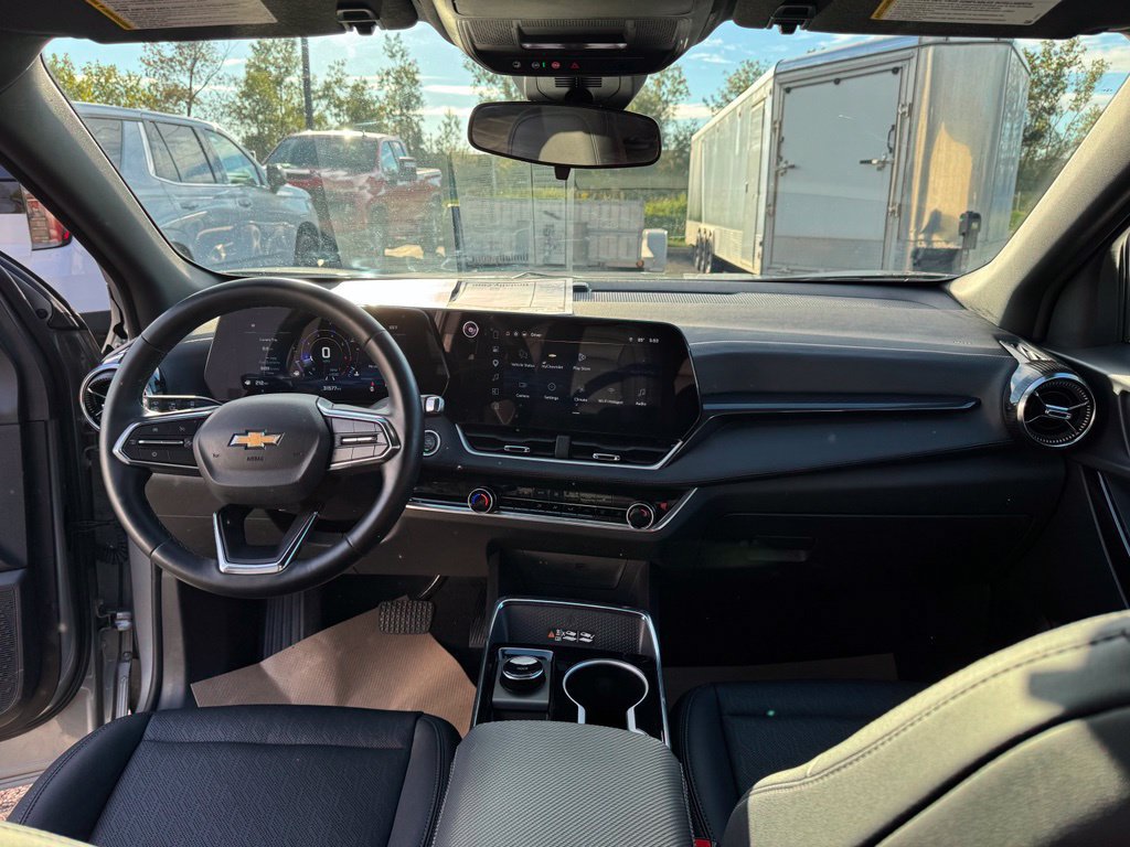 Used 2026 Chevrolet Equinox LT FWD image 20