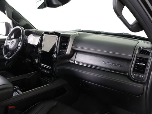 Used 2022 RAM 1500 Limited w/ Body-Colour Bumper Group AWD/4WD image 31