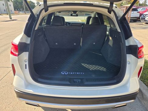 Used 2021 INFINITI QX50 Luxe image 29