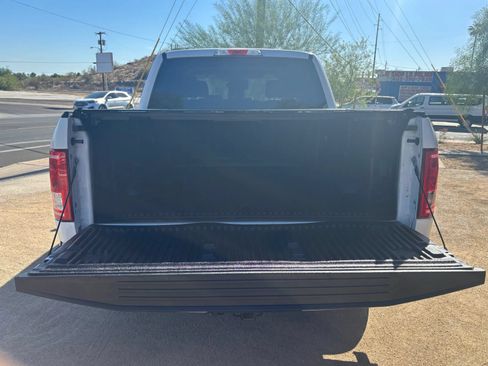 Used 2015 Ford F150 XLT RWD image 9