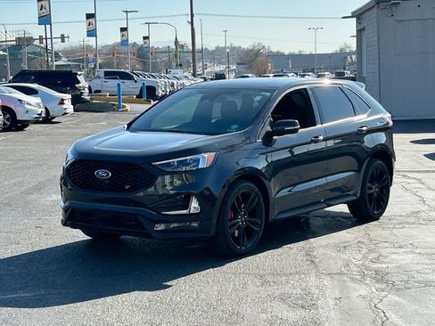 Used 2021 Ford Edge ST w/ Equipment Group 401A image 9