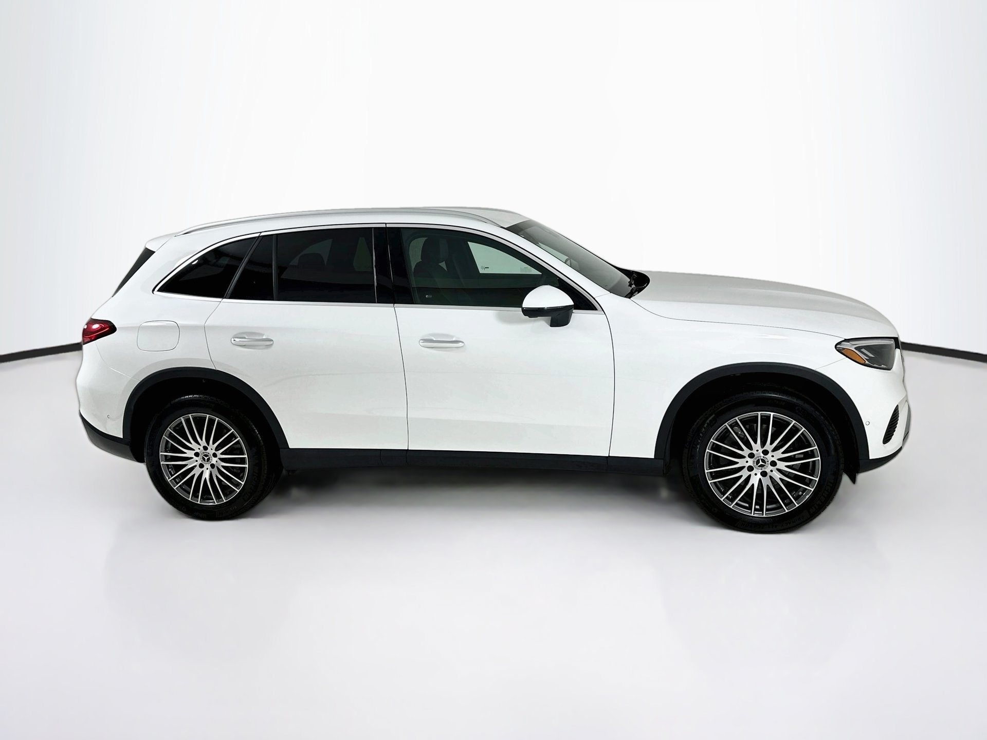 Certified 2026 Mercedes-Benz GLC 300 image 9