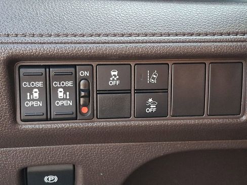 Used 2020 Honda Odyssey EX image 26