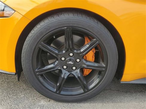 Used 2019 Ford Mustang GT Premium w/ Black Accent Package image 7