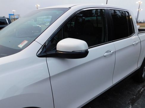 New 2025 Honda Ridgeline RTL image 14