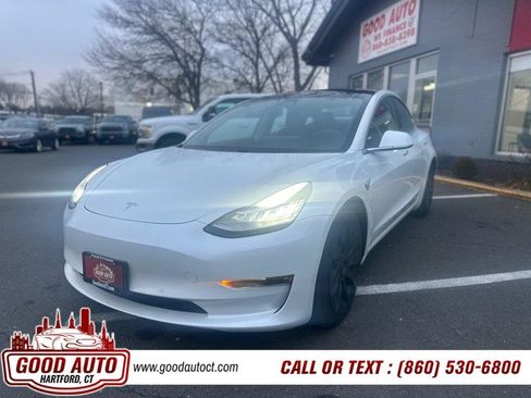 Used 2020 Tesla Model 3 Long Range image 1