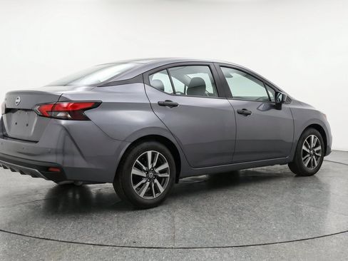 Used 2025 Nissan Versa SV FWD image 9