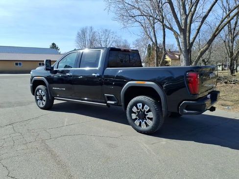 New 2026 GMC Sierra 3500 Denali w/ Denali Reserve Package AWD/4WD image 6