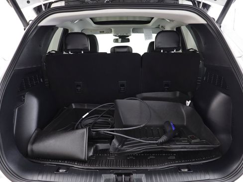 Used 2022 Ford Escape Titanium image 19