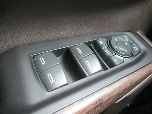 Used 2022 GMC Sierra 2500 Denali w/ Denali Ultimate Package image 32