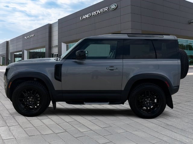 Used 2023 Land Rover Defender 90 S AWD/4WD image 2