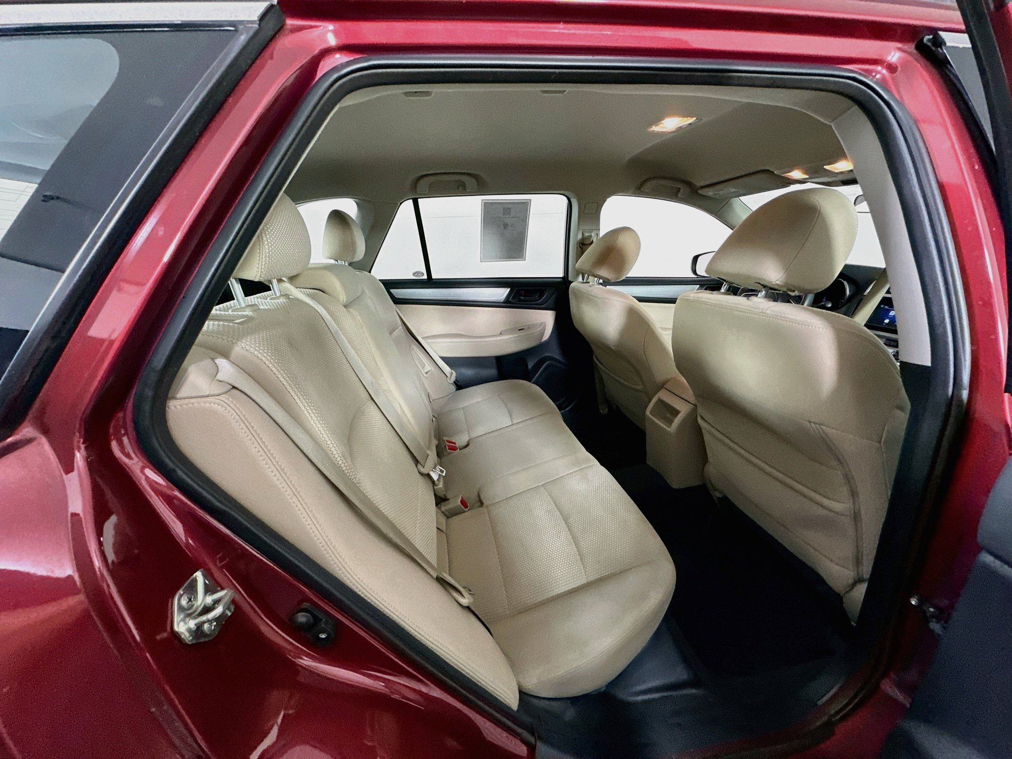 Used 2018 Subaru Outback 2.5i AWD/4WD image 29