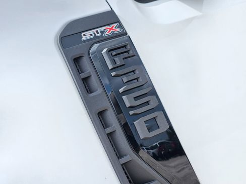 New 2026 Ford F350 4x4 Crew Cab DRW Super Duty image 12