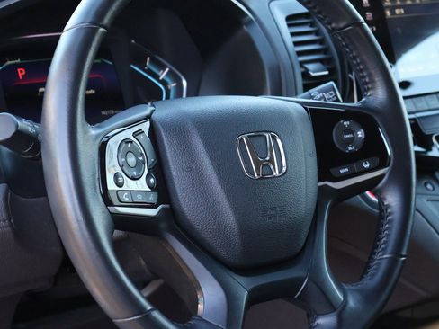 Certified 2018 Honda Odyssey EX-L image 19