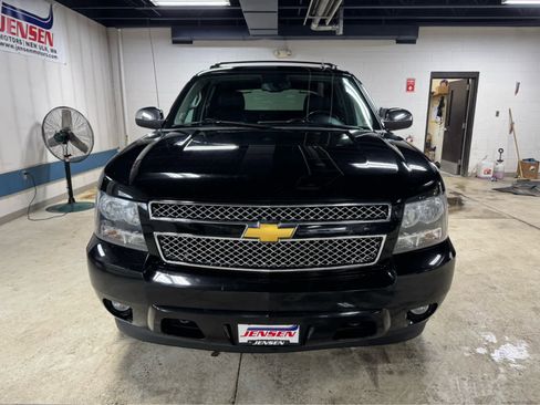Used 2012 Chevrolet Avalanche LTZ image 2
