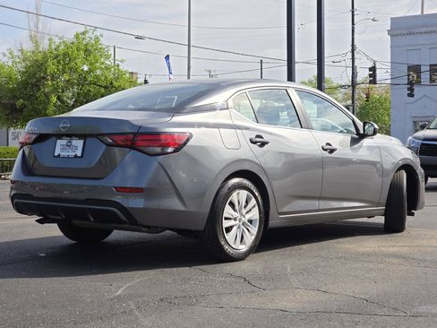Used 2025 Nissan Sentra S FWD image 19