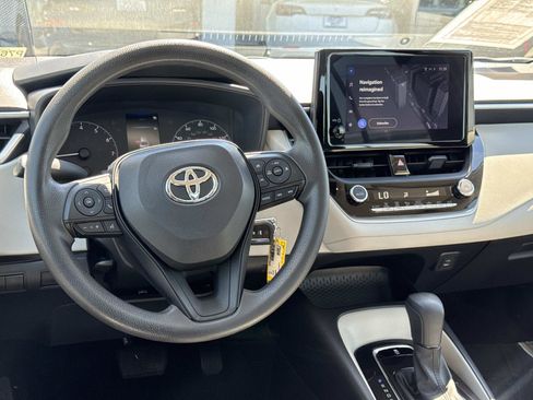 Used 2023 Toyota Corolla LE w/ Carpet Mat Package (TMS) image 5
