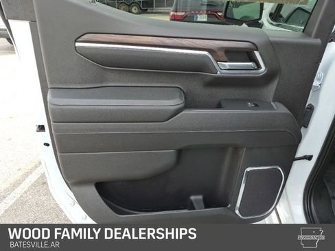 Used 2023 GMC Sierra 1500 SLT w/ SLT Premium Package image 29