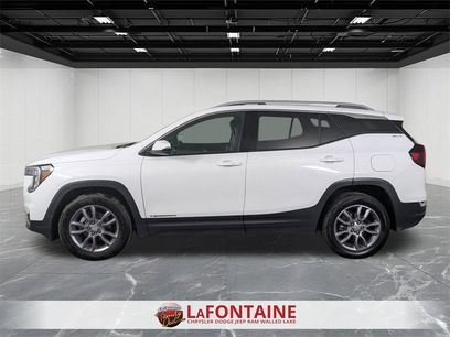 Used 2024 GMC Terrain SLT