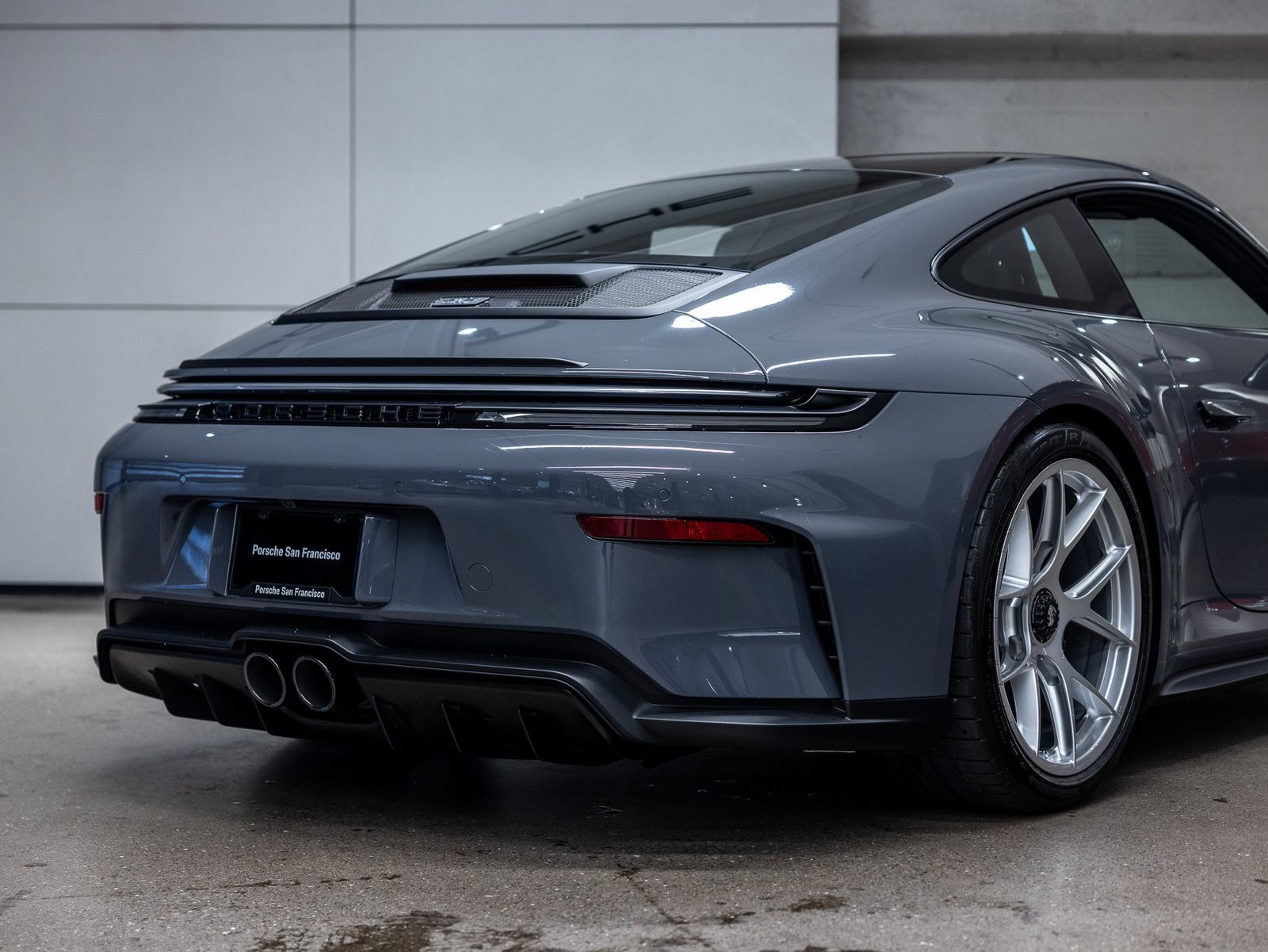 Certified 2025 Porsche 911 GT3 RWD image 27