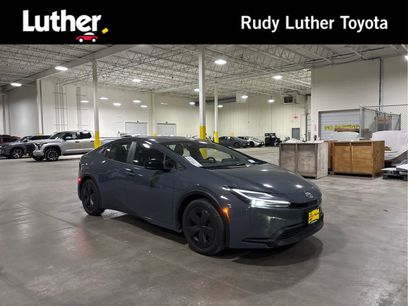 Used 2025 Toyota Prius LE