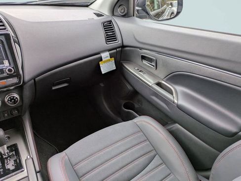 New 2026 Mitsubishi Outlander Sport SE image 18