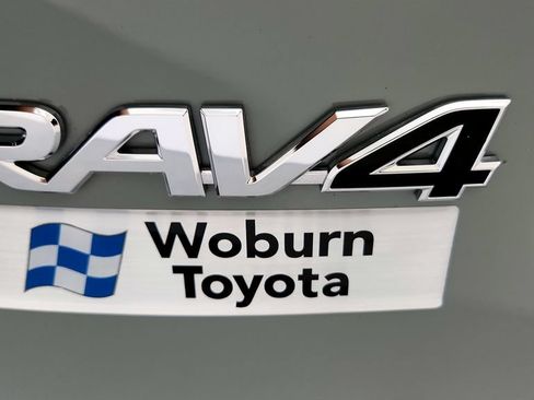 Used 2022 Toyota RAV4 XLE w/ Convenience Package AWD/4WD image 13